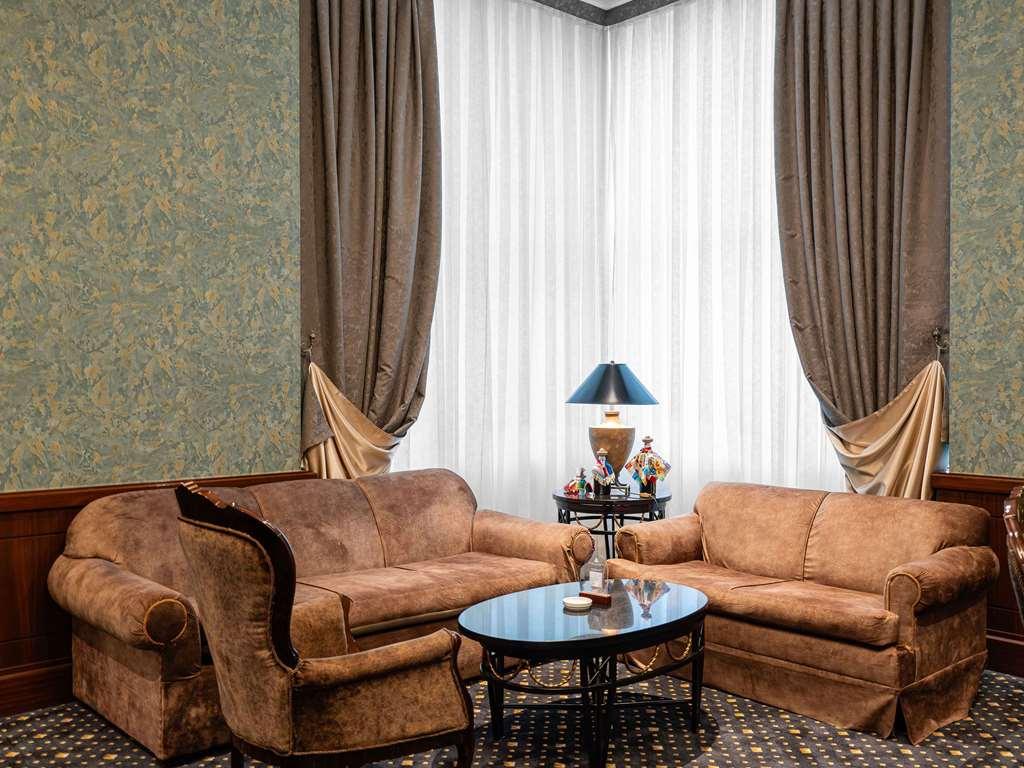 Moevenpick Hotel Tachkent Restaurant photo
